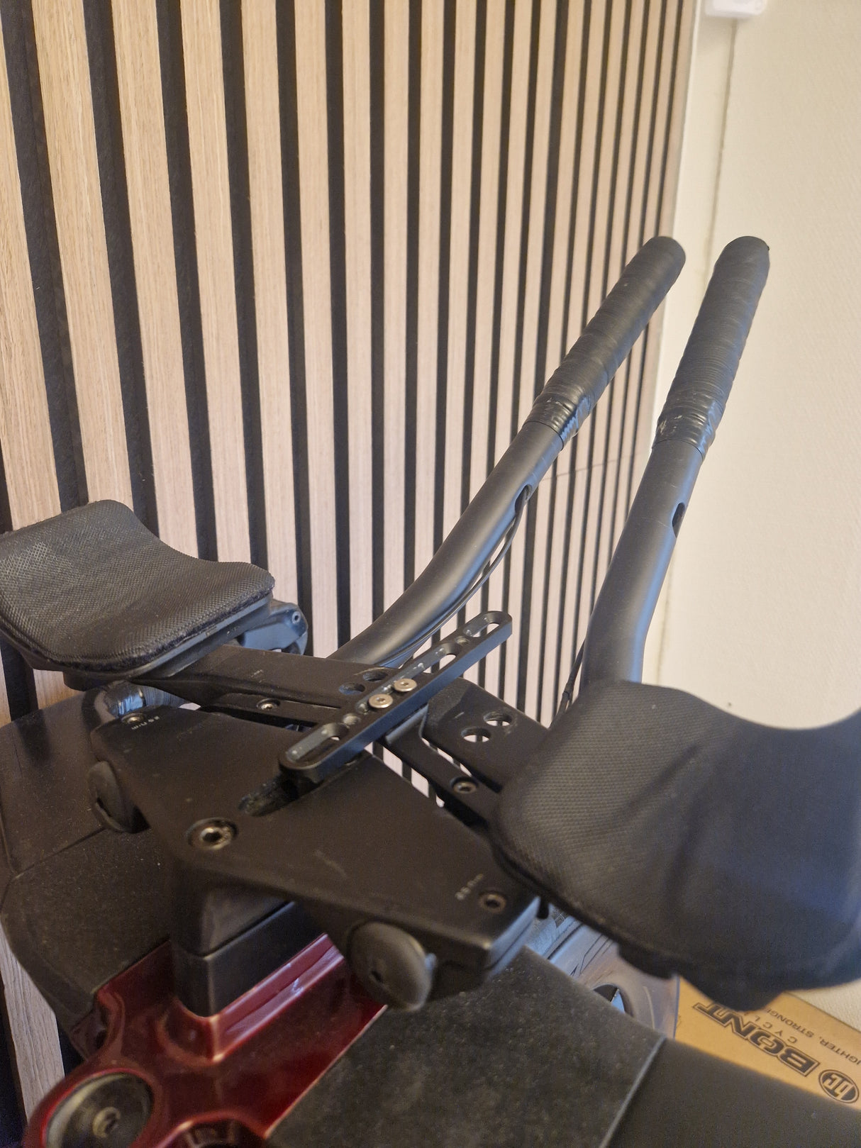 S-Works Shiv (Small) - SRAM Red AXS & Roval Rapide CLX 64 Wheels