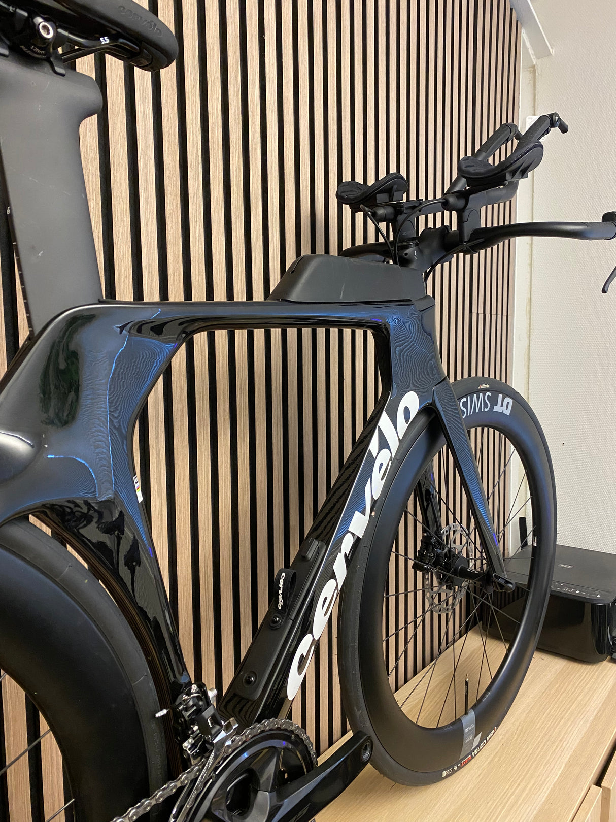 Cervelo P-Series - Ex Demo (Shimano 105 R7100 & DT Swiss ARC 1400 Wheels)