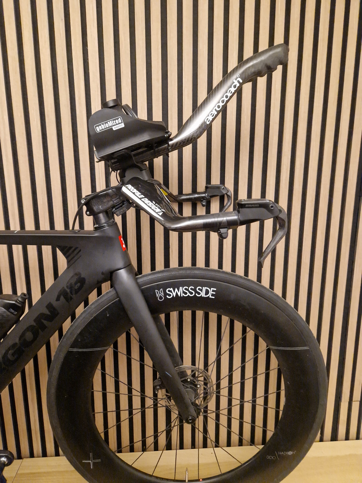 Argon 18 E117 Tri+ Disc - SRAM Force AXS - SwissSide Hadron2 Classic 800 - Small (Used)