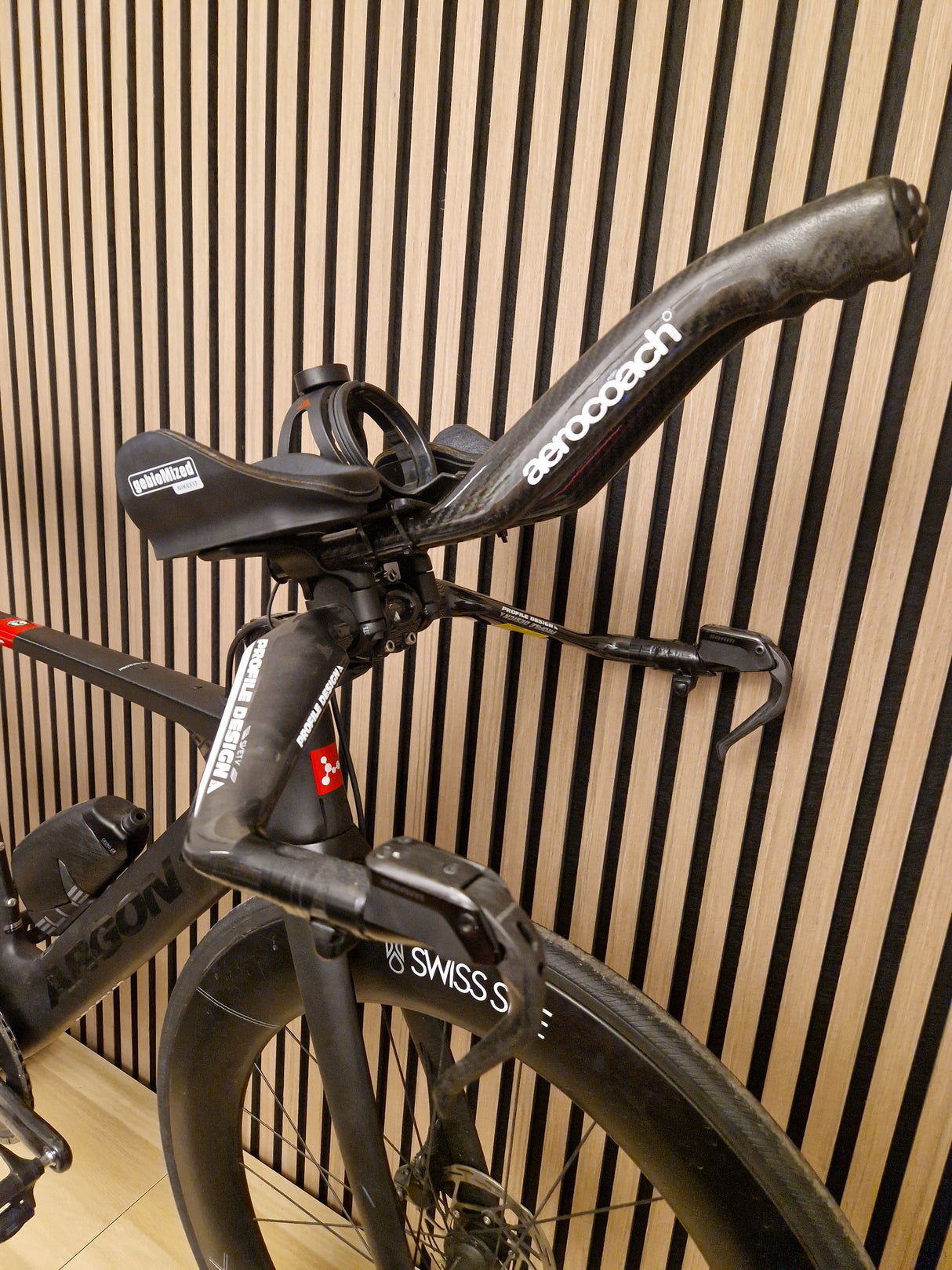 Argon 18 E117 Tri+ Disc - SRAM Force AXS - SwissSide Hadron2 Classic 800 - Small (Used)